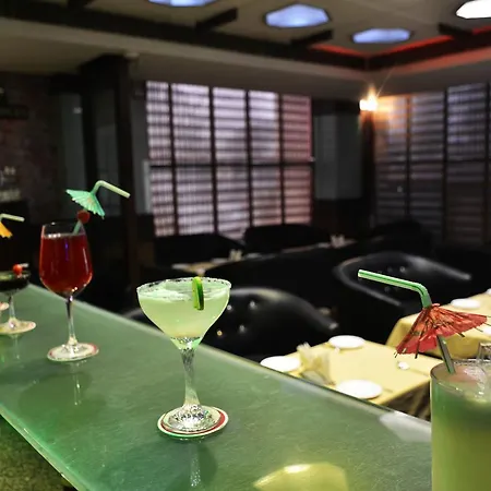 Ajuba Residency 酒店 2*